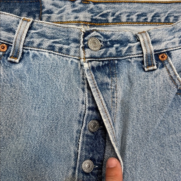 VINTAGE 90s LEVI’S 501 BUTTON FLY STRAIGHT LEG BROKEN-IN JEANS USA 100% COTTON - Picture 5 of 16